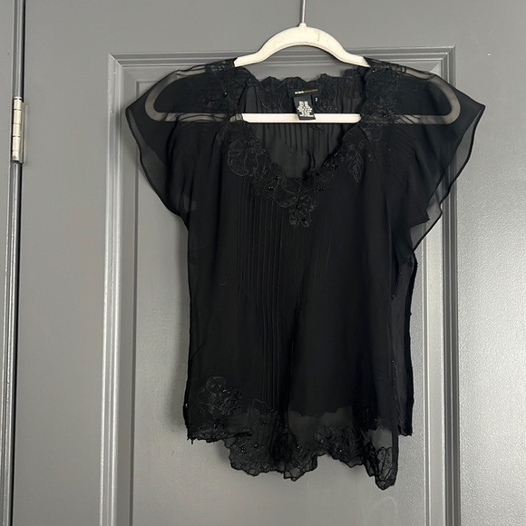 BCBG Maxazria 100% silk top. - Picture 1 of 5